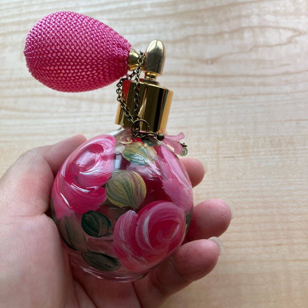 Perfume bottle